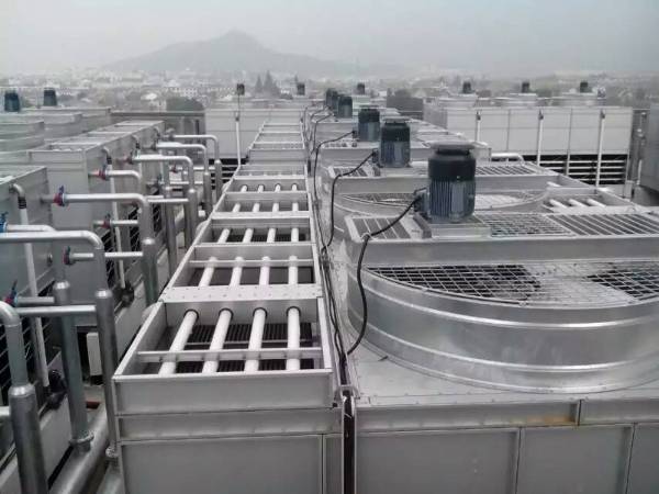 Hybrid closed circuit cooling tower project